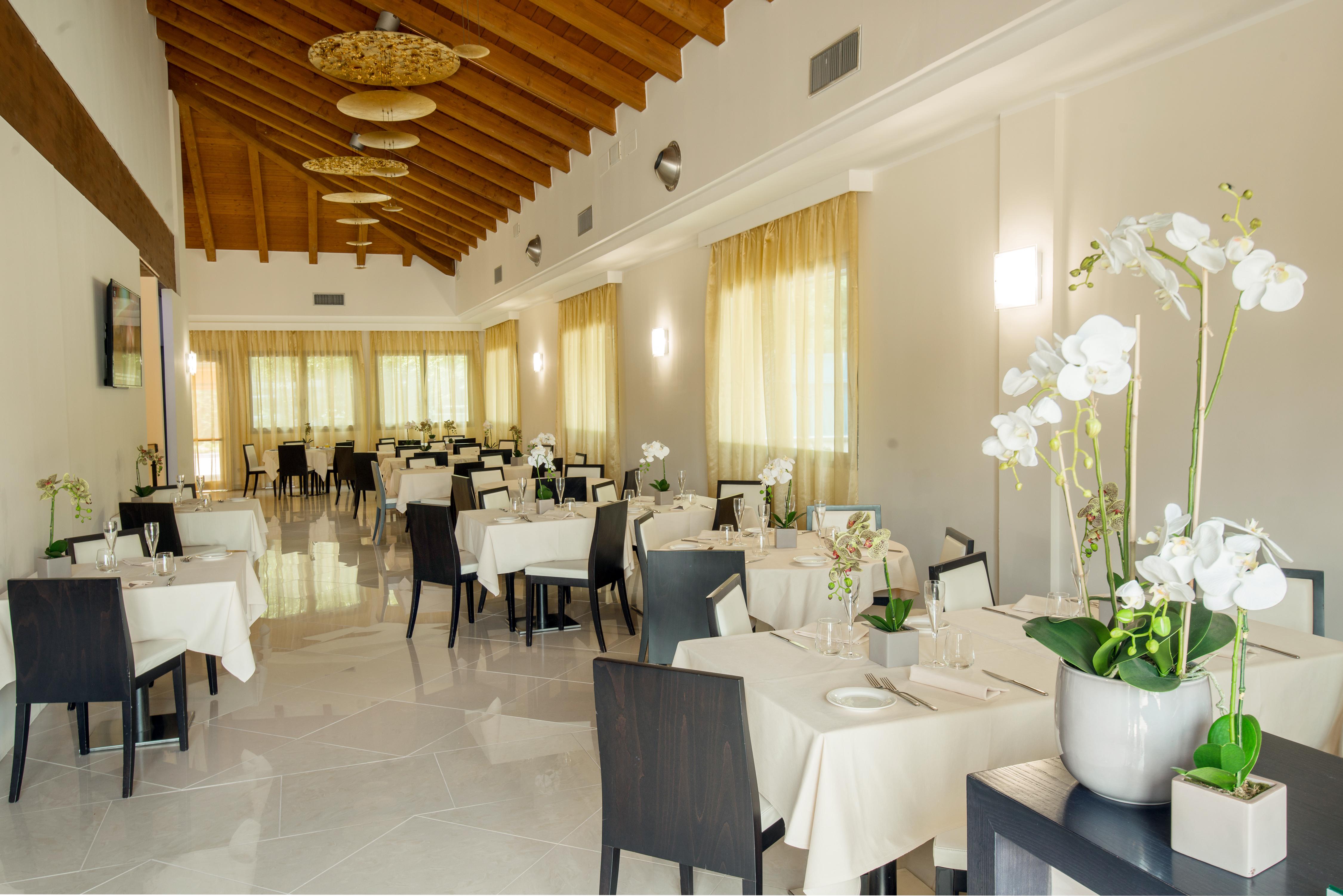 As Hotel Sempione Fiera San Vittore Olona Buitenkant foto