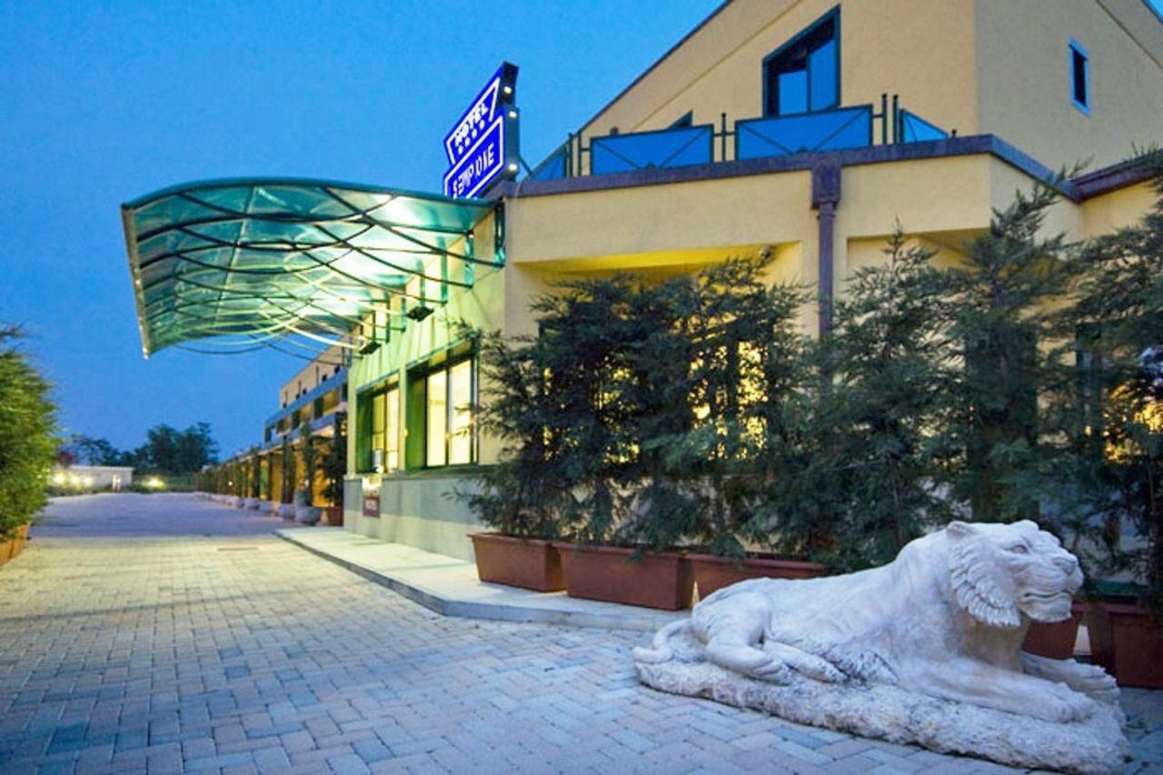 As Hotel Sempione Fiera San Vittore Olona Buitenkant foto